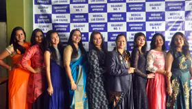Group photo – Students of Diploma in Medical Lab Technology at Indian Institute Gujarat