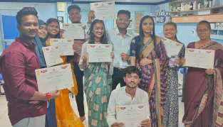 Students receiving awards and certificates – Indian Institute