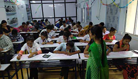 Interactive classroom session with faculty – Indian Institute